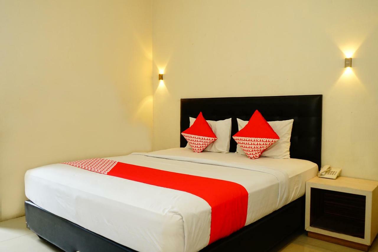 Hotel Golden Vella Pangkal Pinang Exterior photo